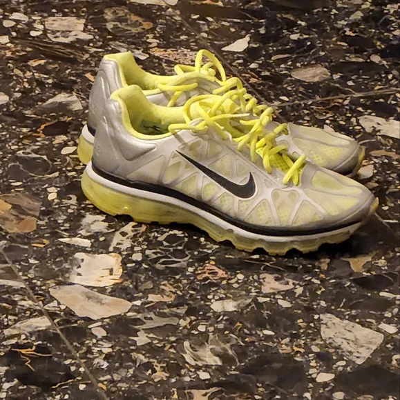 Nike | Shoes | Nike Mens Air Max Size 1 Greylime Green  display picture 2